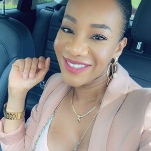 Meet your Posher, Candacy